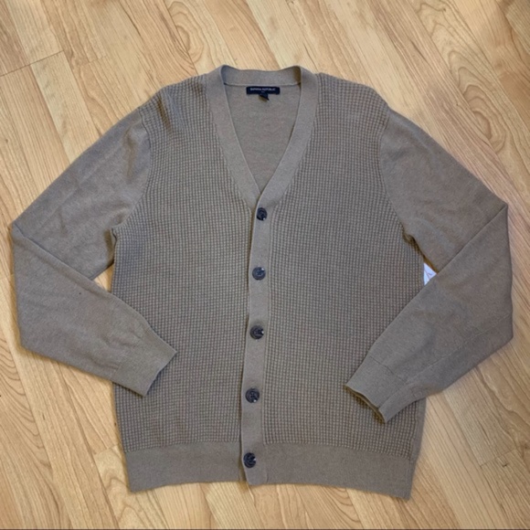 Banana Republic Sweaters - BANANA REPUBLIC BEIGE CARDIGAN